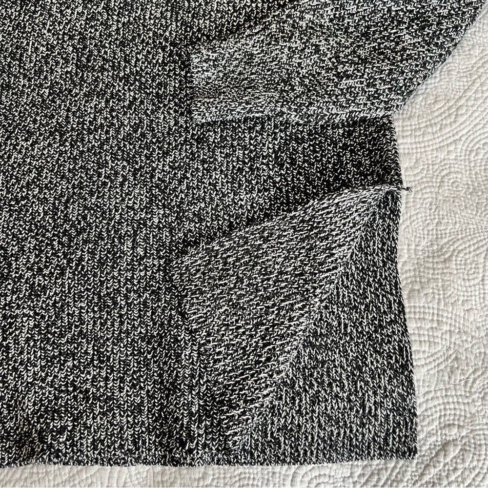 Athleta Switchback V Neck Merino Wool Sweater Xs … - image 7